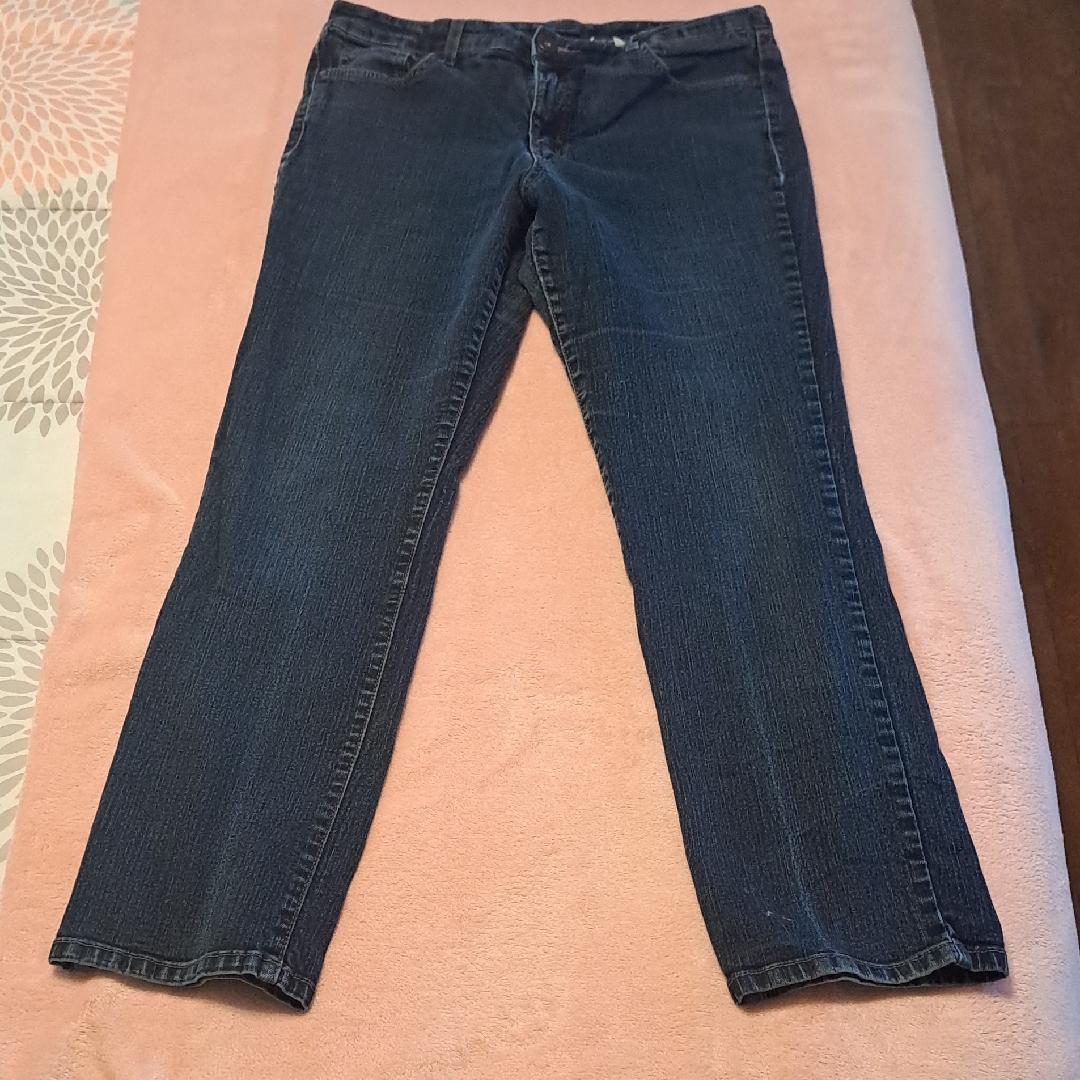 Bandolino Straight Leg Denim Jeans In Dark Indigo